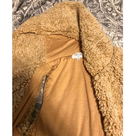 NWOT Cozy Beige Sherpa Vest - Picture 6 of 7